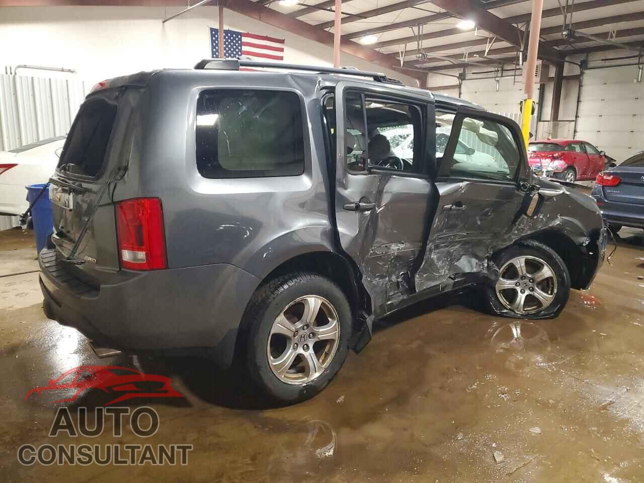 HONDA PILOT 2013 - 5FNYF4H52DB014689