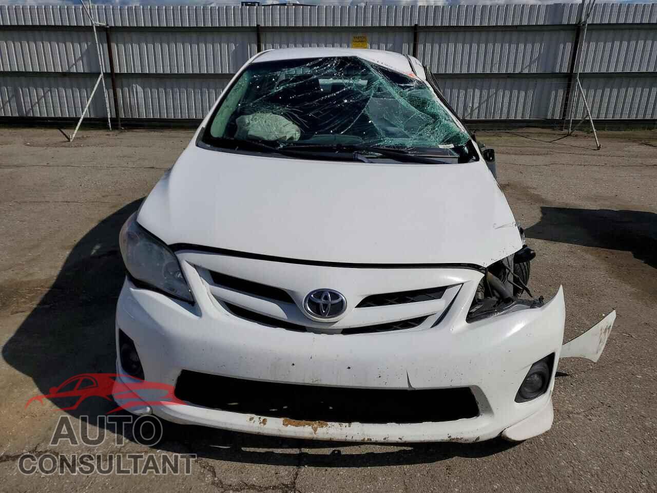 TOYOTA COROLLA 2011 - 2T1BU4EE0BC709657