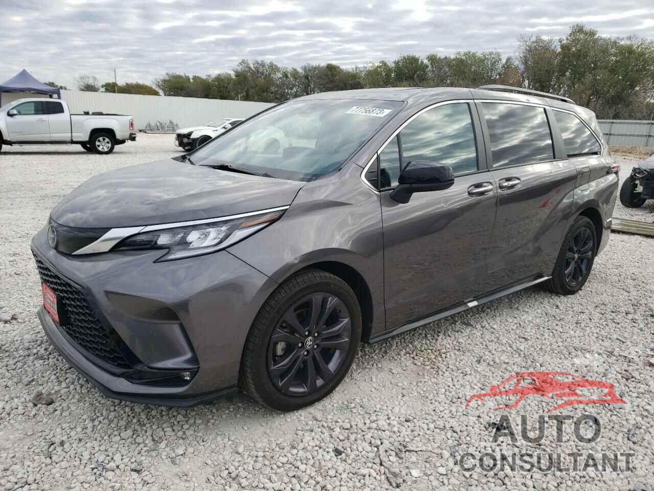 TOYOTA SIENNA 2022 - 5TDXRKEC3NS133049