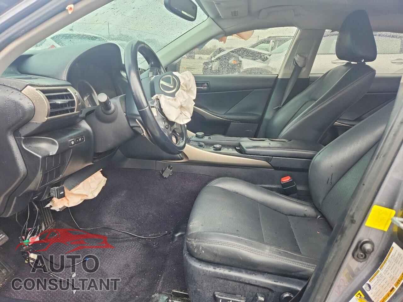 LEXUS IS 2014 - JTHCF1D27E5003547