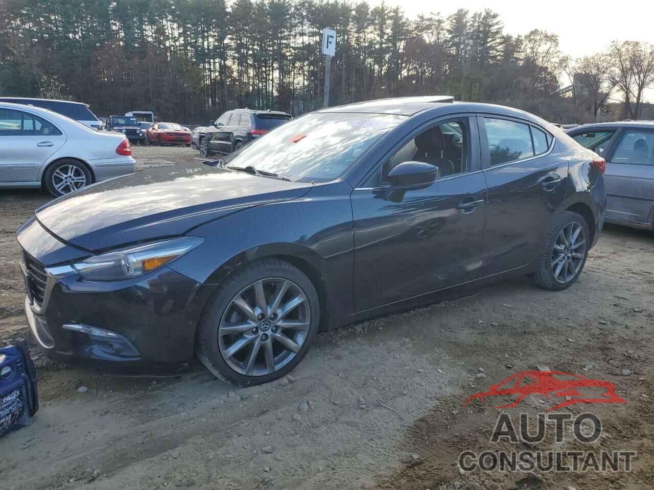 MAZDA 3 2018 - 3MZBN1W37JM202749