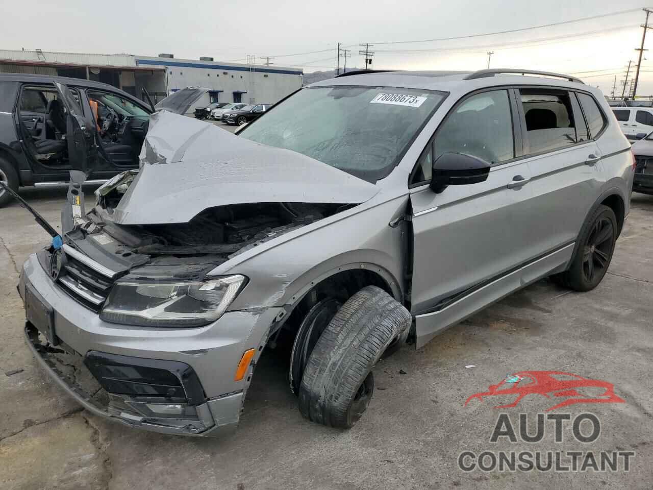 VOLKSWAGEN TIGUAN 2019 - 3VV2B7AX7KM113162