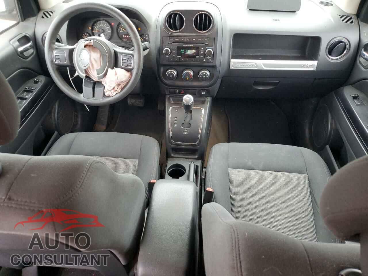 JEEP COMPASS 2017 - 1C4NJCBA3HD148013