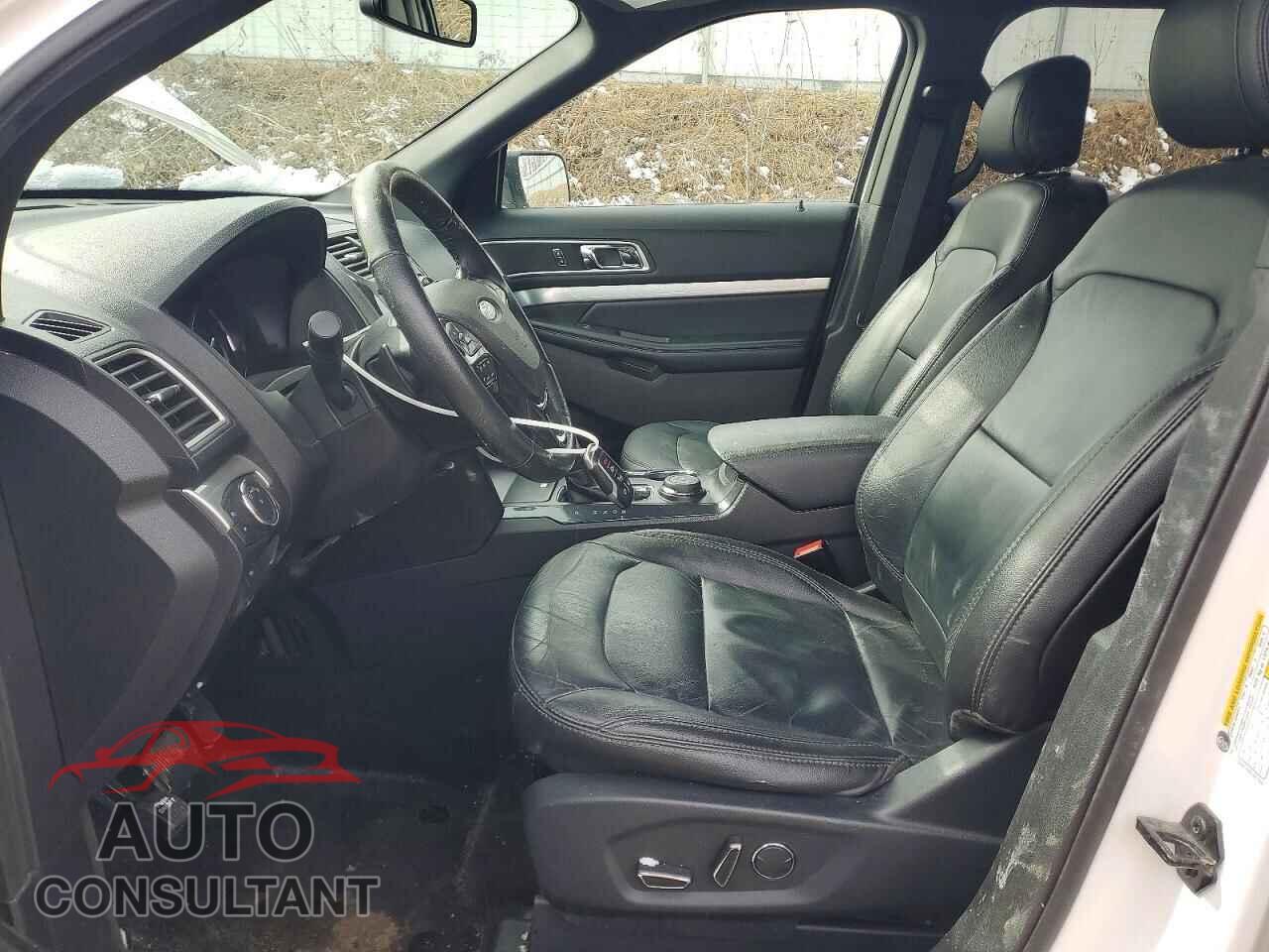 FORD EXPLORER 2017 - 1FM5K8D88HGD81156