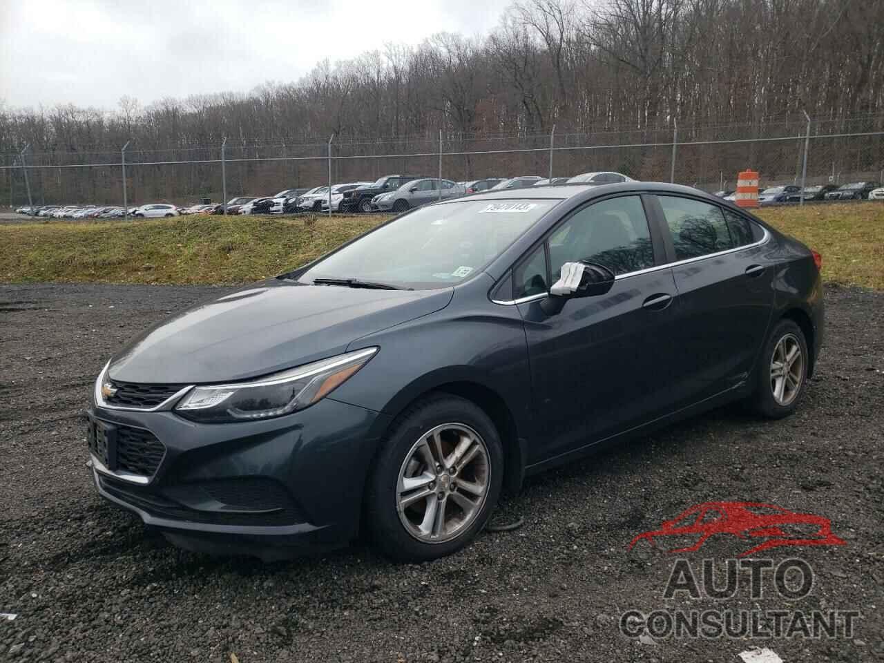 CHEVROLET CRUZE 2017 - 1G1BE5SM8H7134855