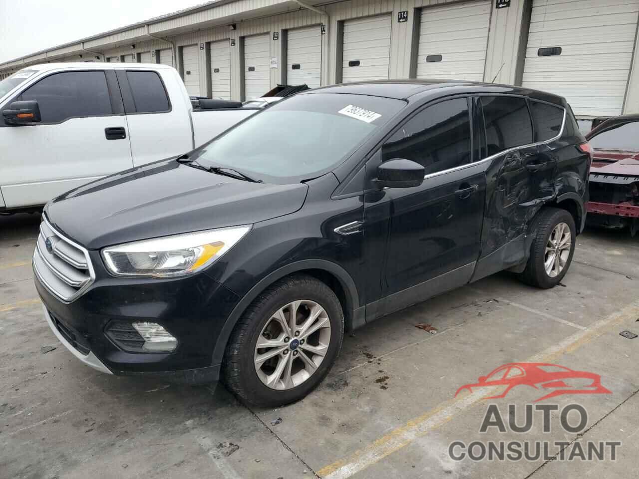 FORD ESCAPE 2017 - 1FMCU0GD8HUD76360