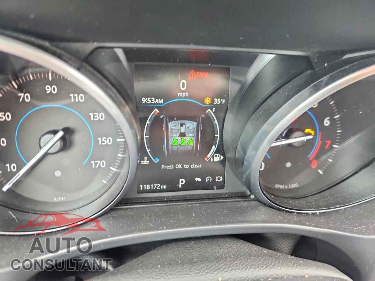 JAGUAR F-PACE 2017 - SADCK2BVXHA069459