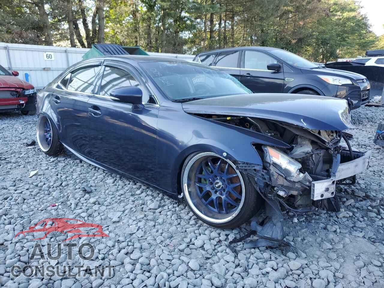 LEXUS IS 2014 - JTHCF1D29E5008524