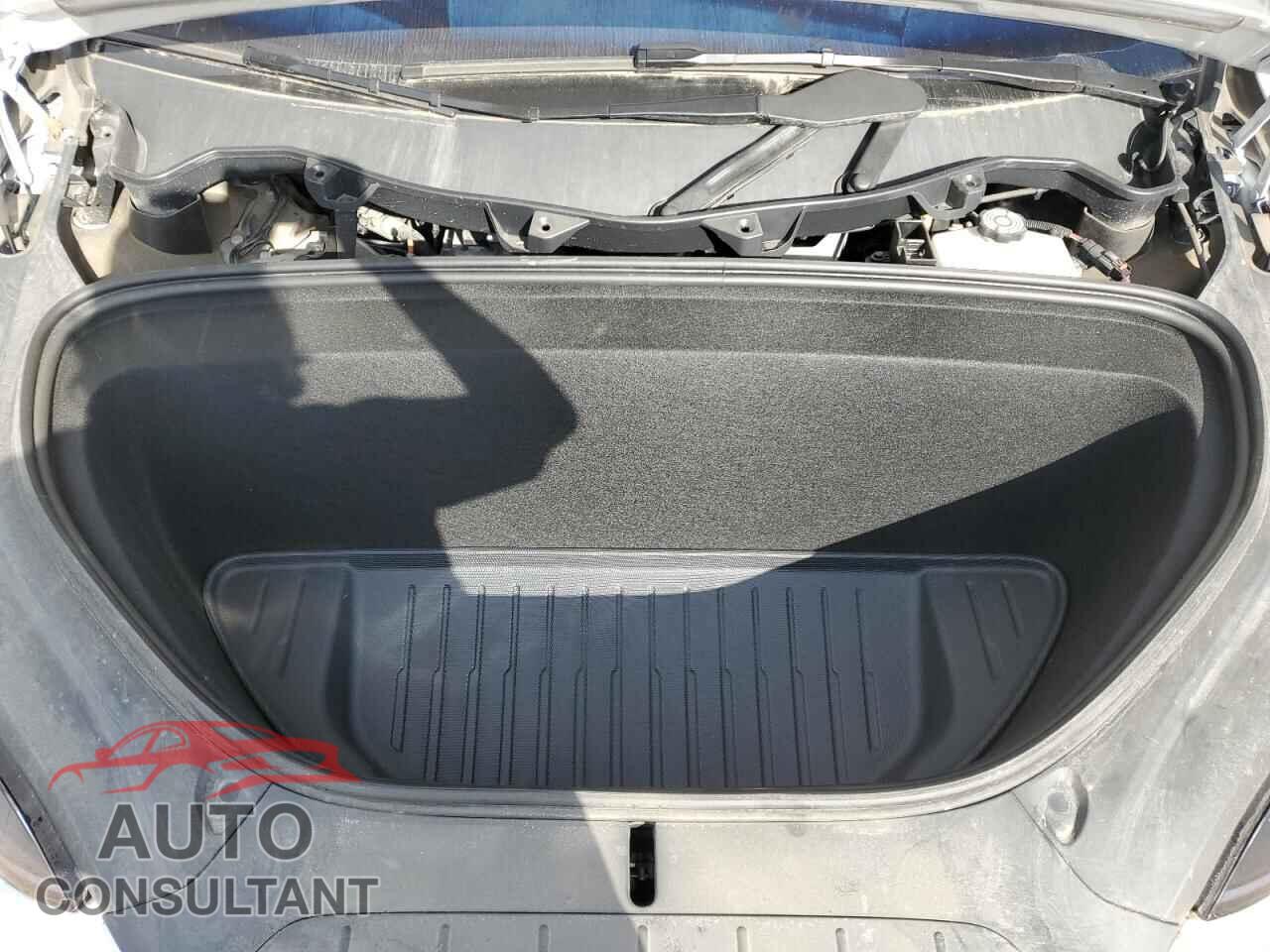 TESLA MODEL X 2023 - 7SAXCBE65PF427767