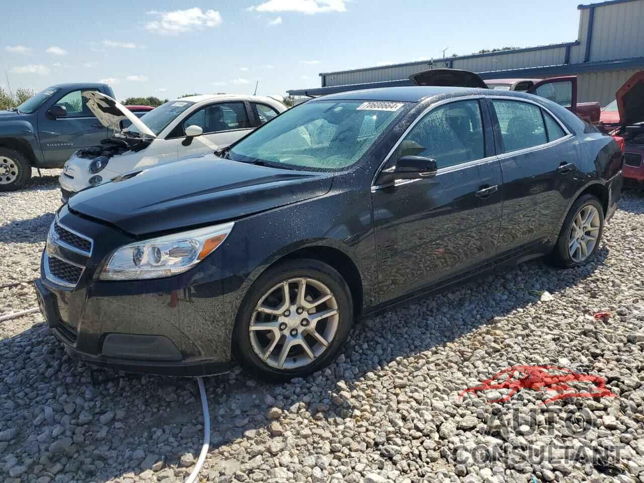 CHEVROLET MALIBU 2013 - 1G11C5SA8DF231349