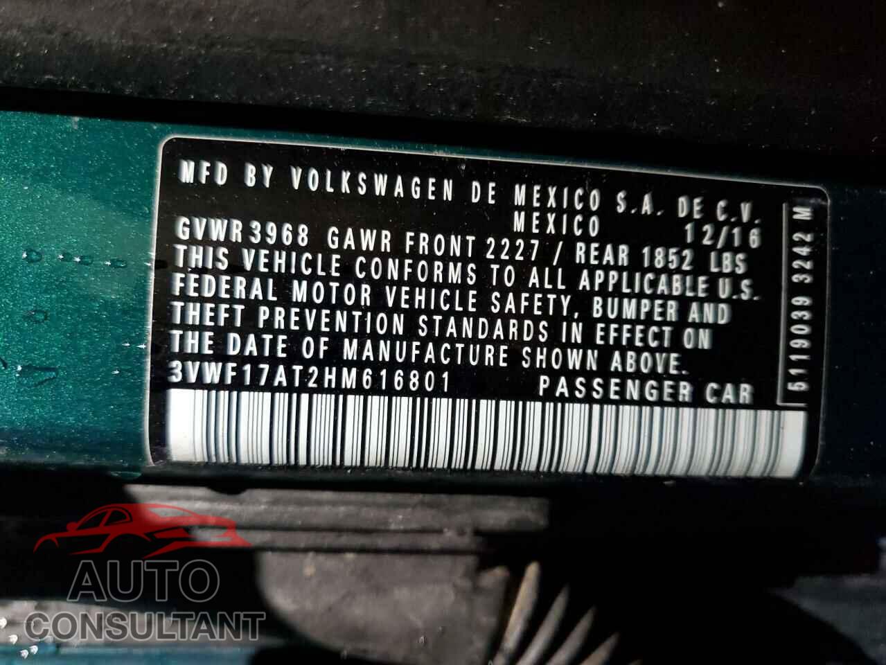 VOLKSWAGEN BEETLE 2017 - 3VWF17AT2HM616801