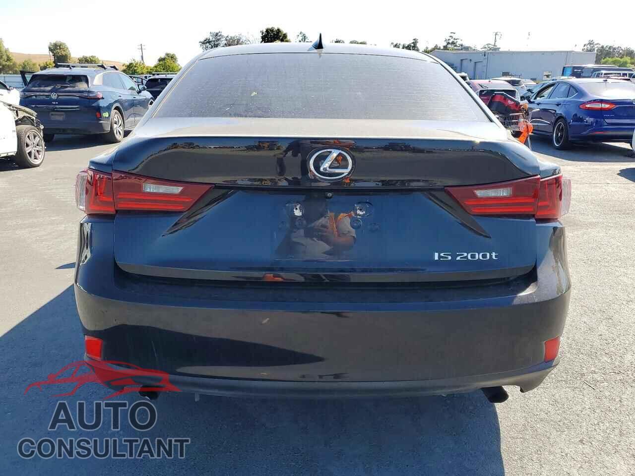 LEXUS IS 2016 - JTHBA1D26G5010227
