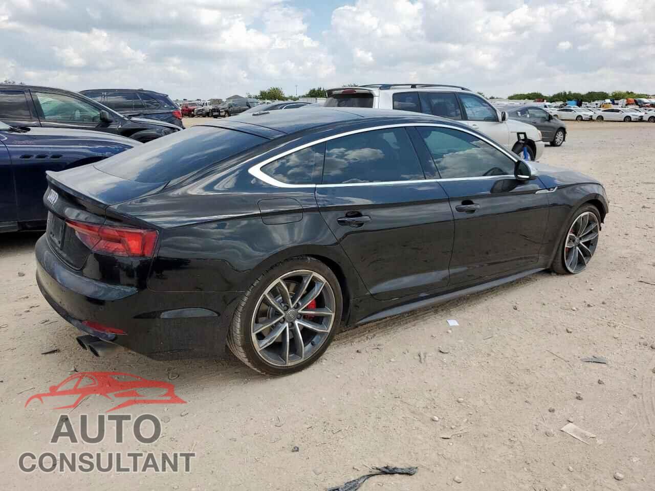 AUDI S5/RS5 2018 - WAUC4CF5XJA019752