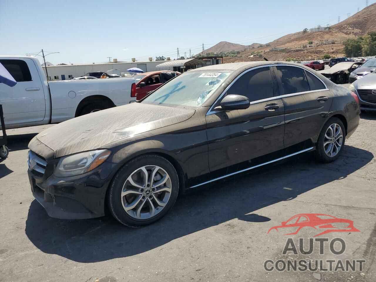 MERCEDES-BENZ C-CLASS 2017 - 55SWF4JB0HU214918