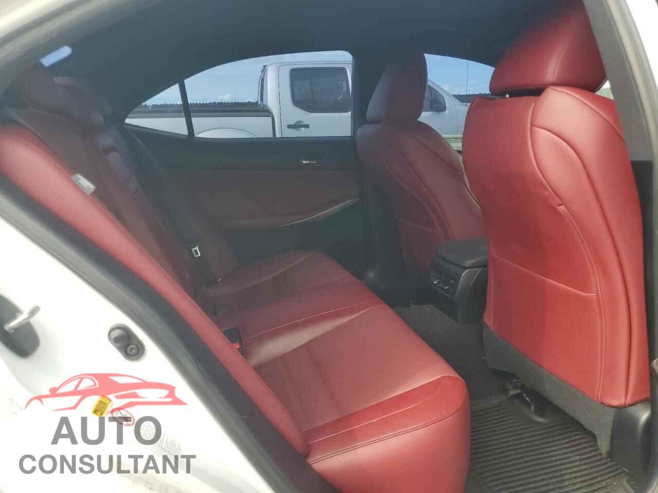 LEXUS IS 2016 - JTHBA1D20G5012913