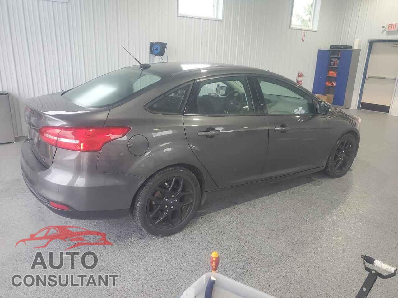 FORD FOCUS 2016 - 1FADP3F25GL314331