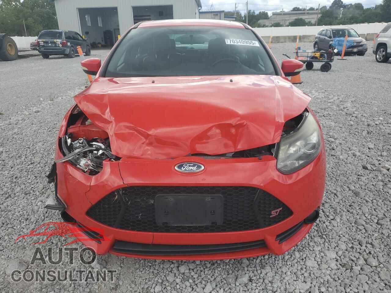 FORD FOCUS 2014 - 1FADP3L96EL258561