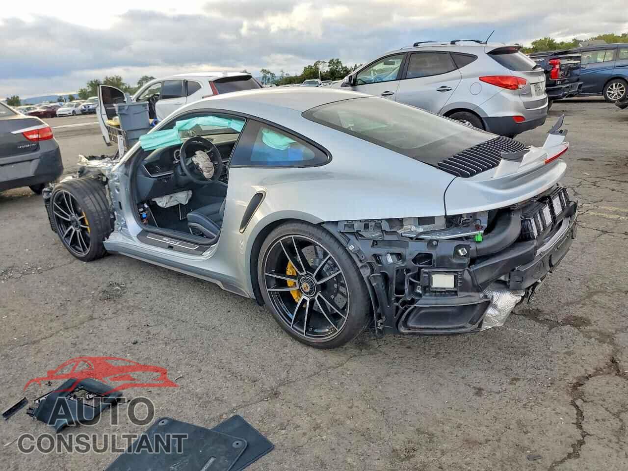 PORSCHE 911 2021 - WP0AD2A98MS257791