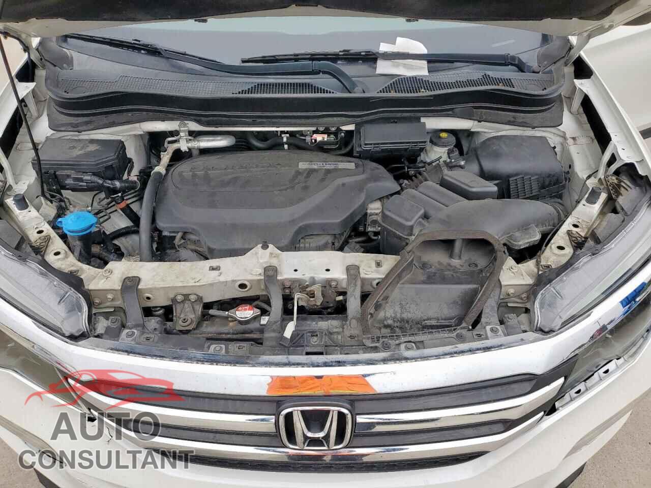 HONDA PILOT 2017 - 5FNYF5H5XHB003984