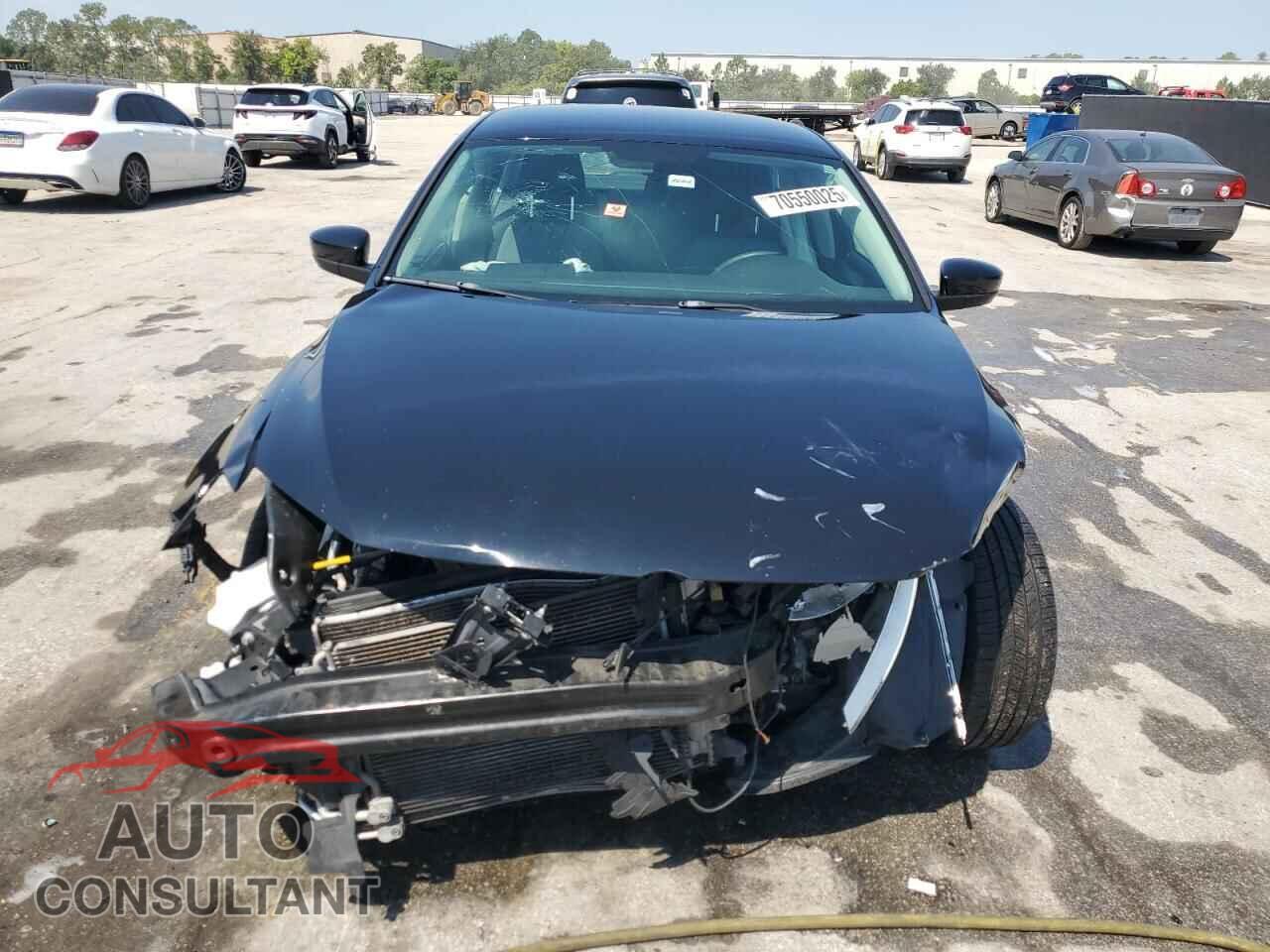 VOLKSWAGEN JETTA 2017 - 3VW2B7AJ0HM370941