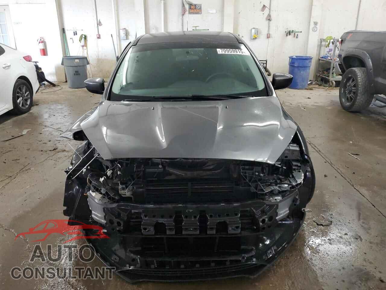 FORD FOCUS 2018 - 1FADP3F20JL286235