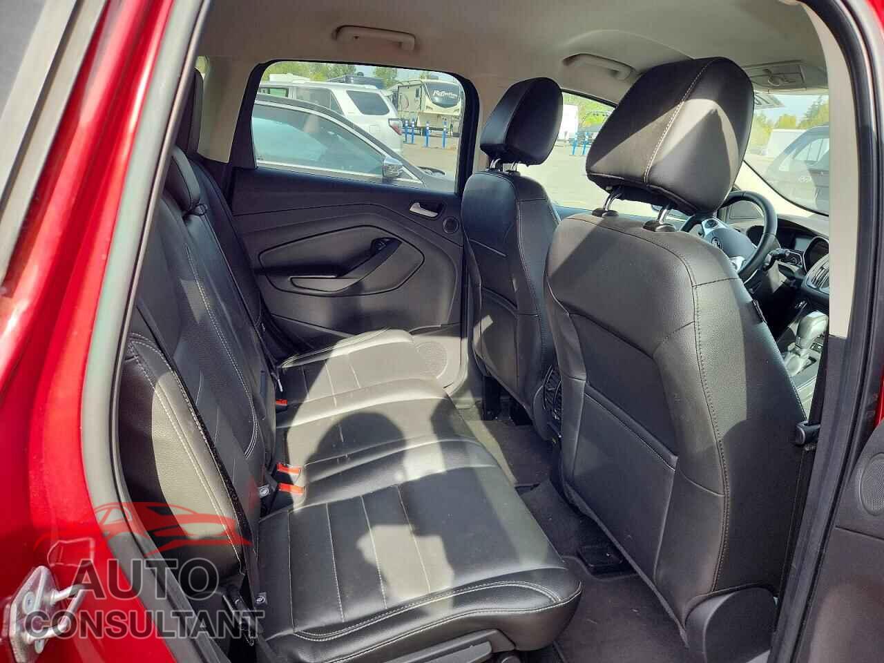 FORD ESCAPE 2015 - 1FMCU9J98FUC89595