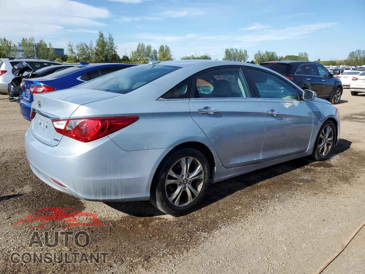 HYUNDAI SONATA 2011 - 5NPEC4AC0BH027749