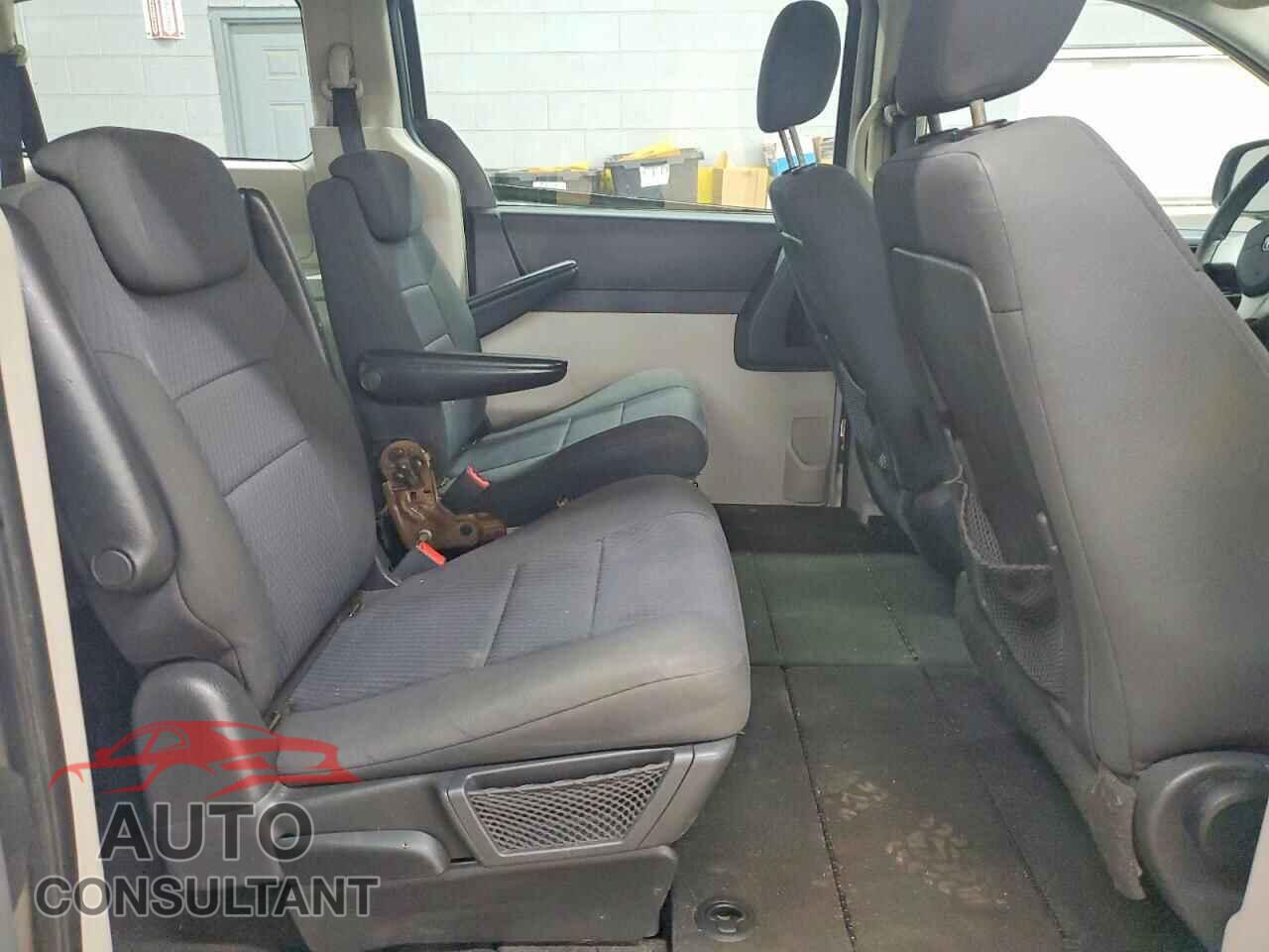 DODGE CARAVAN 2010 - 2D4RN4DE1AR209523