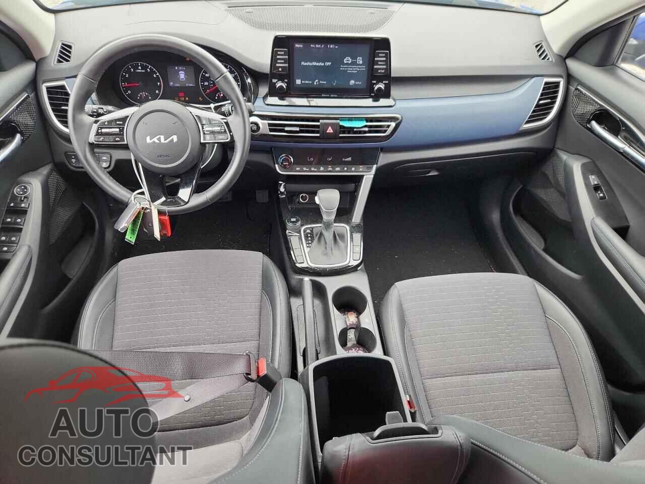 KIA SELTOS 2023 - KNDEU2AA2P7418607