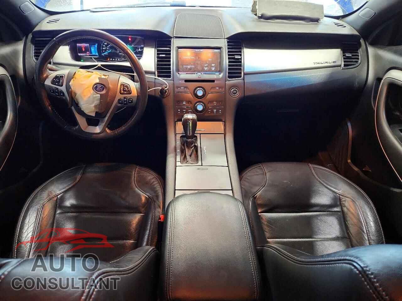 FORD TAURUS 2013 - 1FAHP2E82DG142572