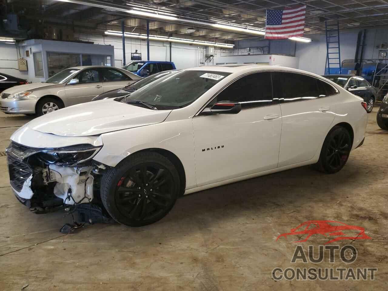 CHEVROLET MALIBU 2022 - 1G1ZD5STXNF212823