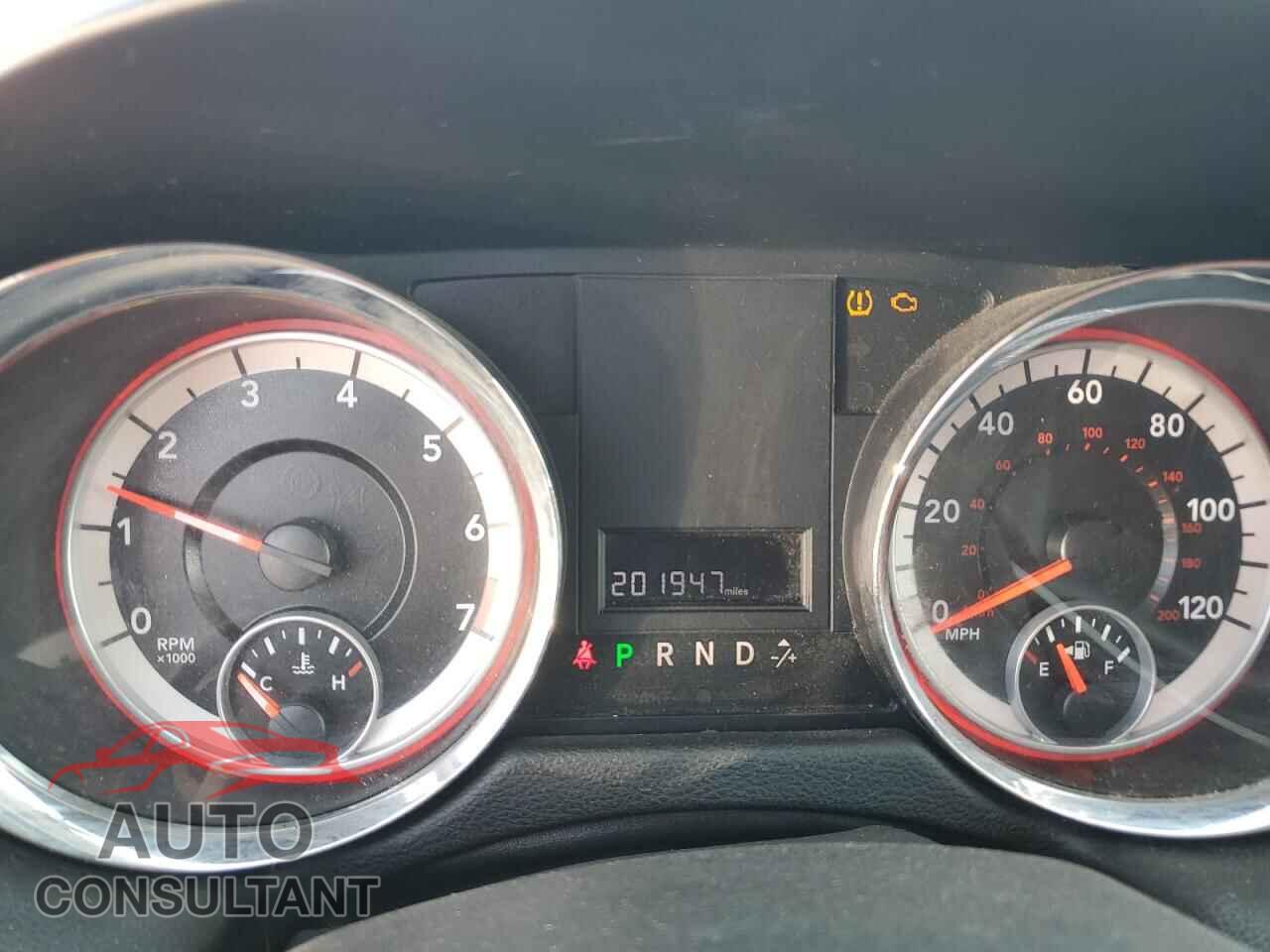 DODGE CARAVAN 2011 - 2D4RN3DG1BR642255