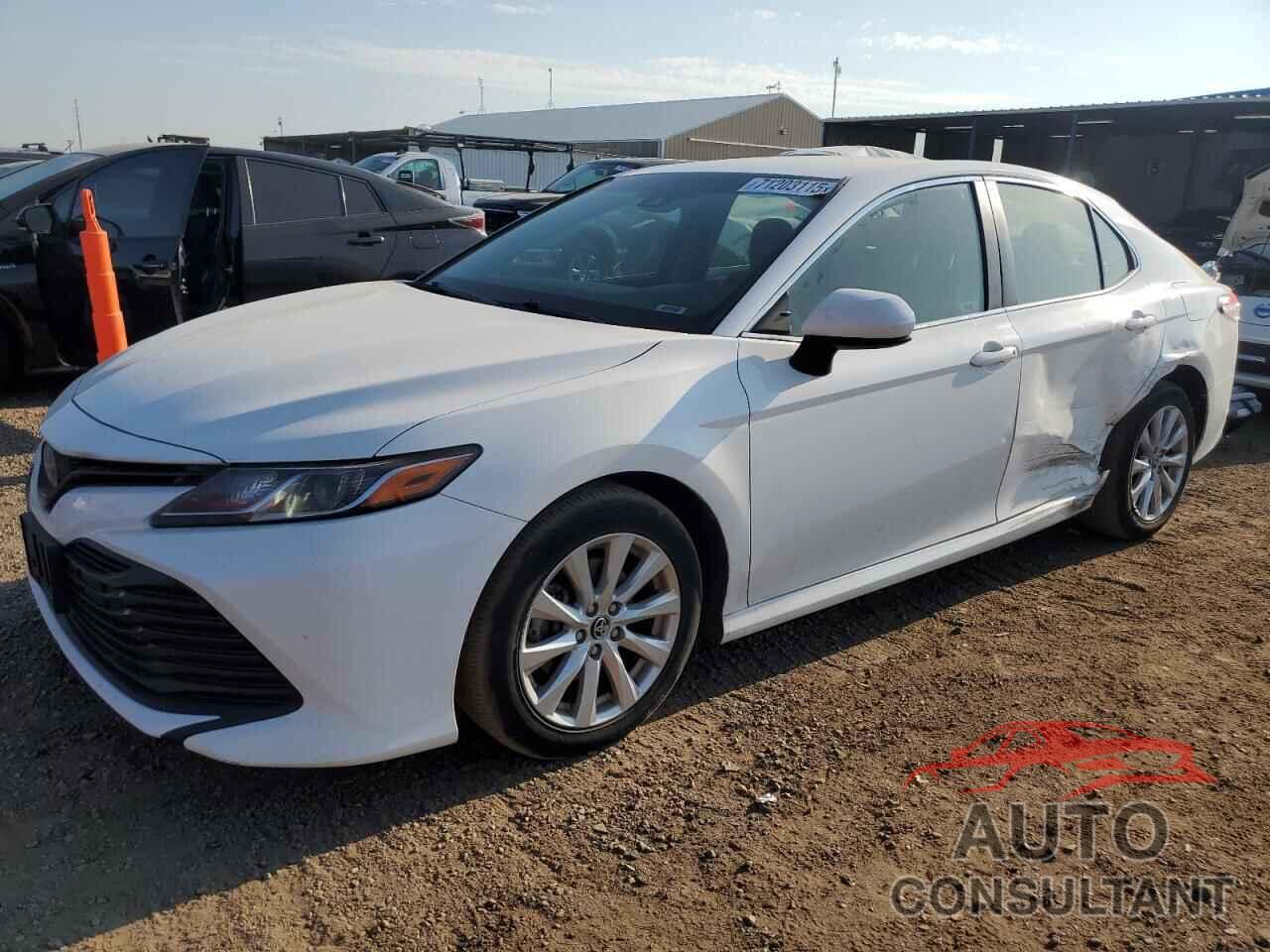 TOYOTA CAMRY 2018 - JTNB11HK0J3038115
