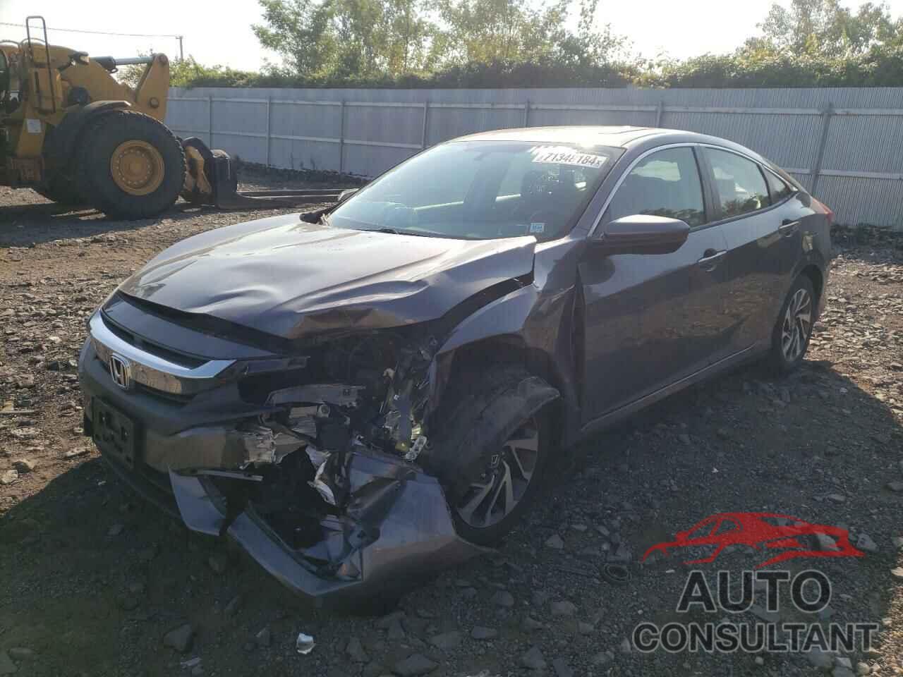 HONDA CIVIC 2018 - 2HGFC2F74JH577100