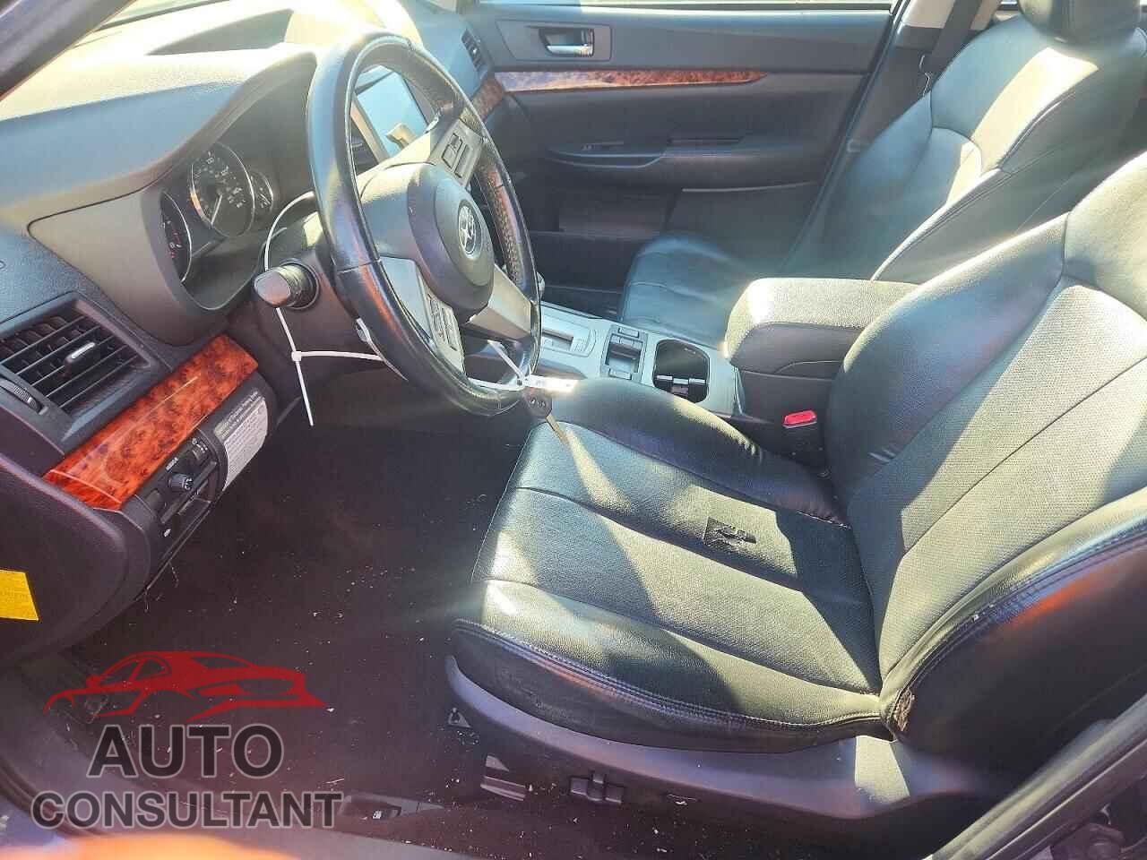 SUBARU OUTBACK 2011 - 4S4BRBLC8B3385871