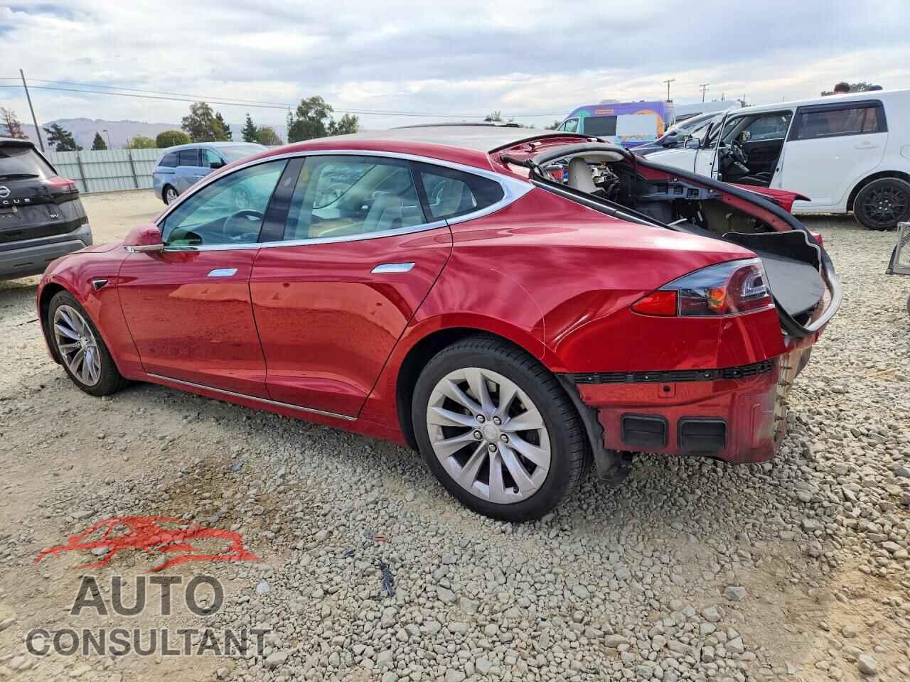 TESLA MODEL S 2019 - 5YJSA1E21KF303993