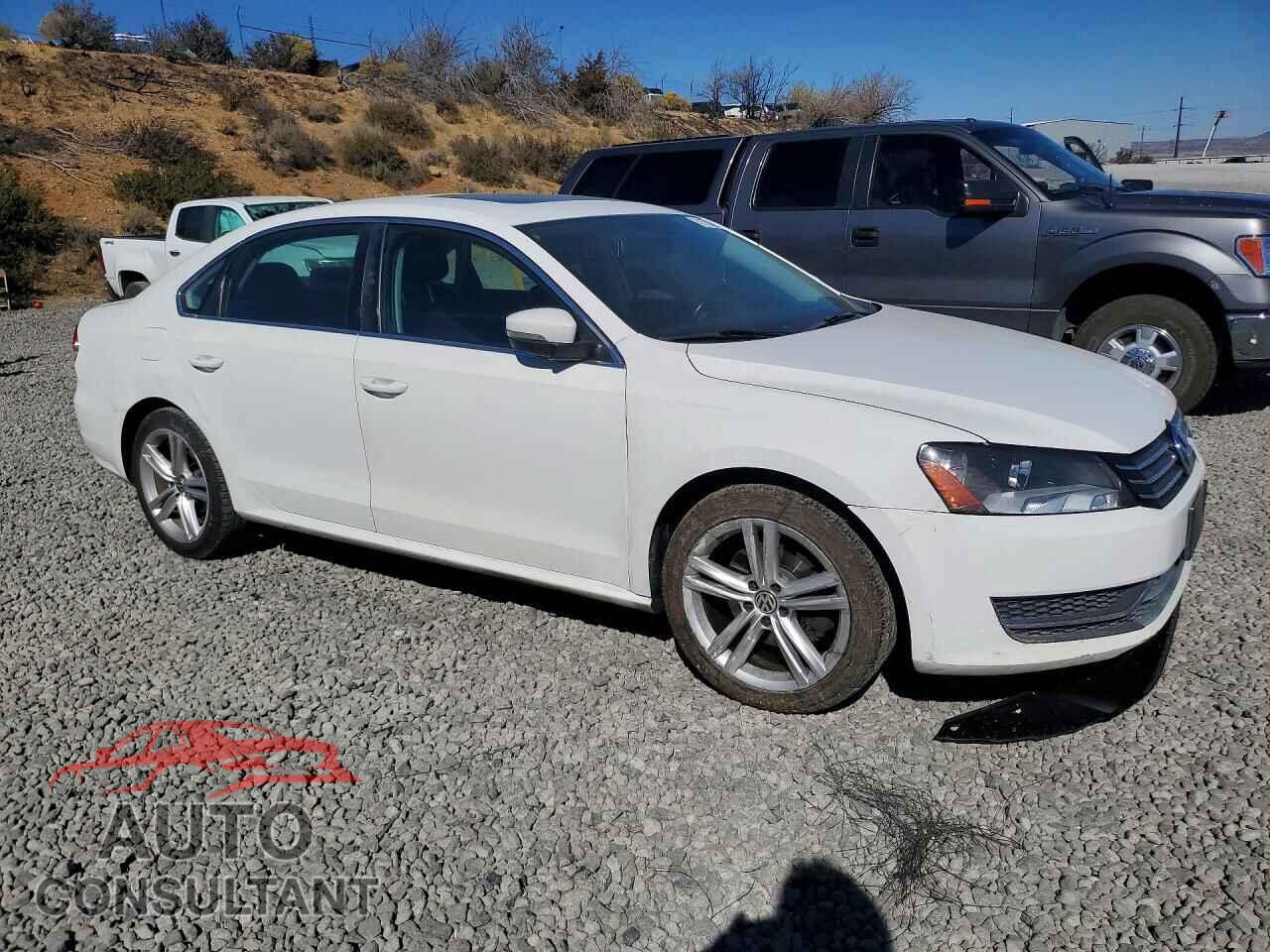 VOLKSWAGEN PASSAT 2014 - 1VWBP7A3XEC003626
