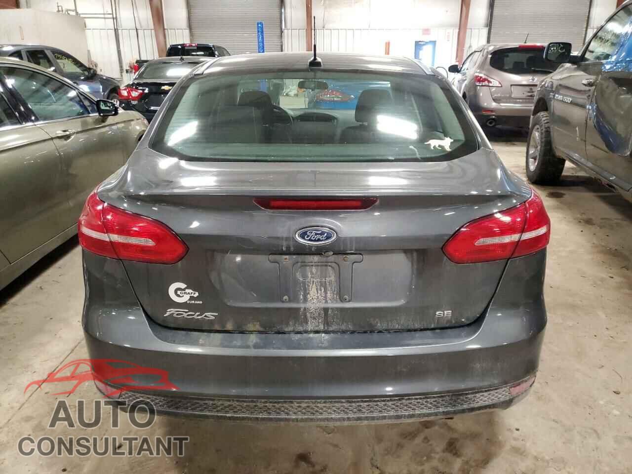 FORD FOCUS 2017 - 1FADP3F2XHL204375