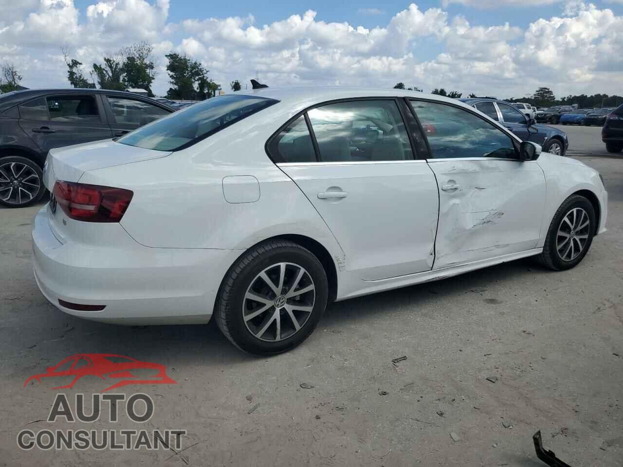 VOLKSWAGEN JETTA 2017 - 3VWDB7AJ7HM362845