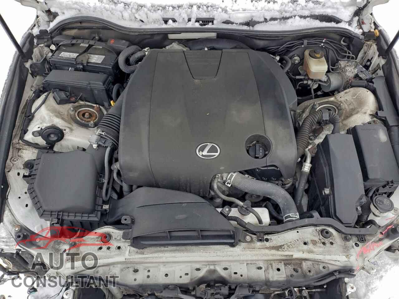 LEXUS IS 2015 - JTHCF1D21F5028140