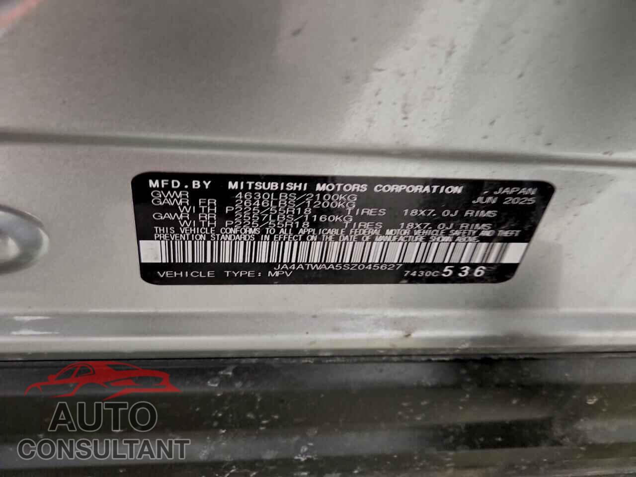 MITSUBISHI ECLIPSE 2025 - JA4ATWAA5SZ045627