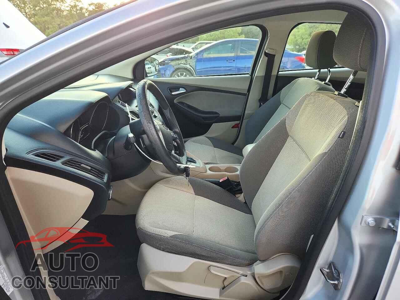 FORD FOCUS 2012 - 1FAHP3F22CL119525