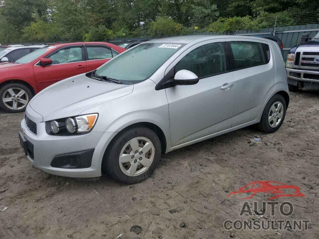 CHEVROLET SONIC 2013 - 1G1JA6SG0D4245581