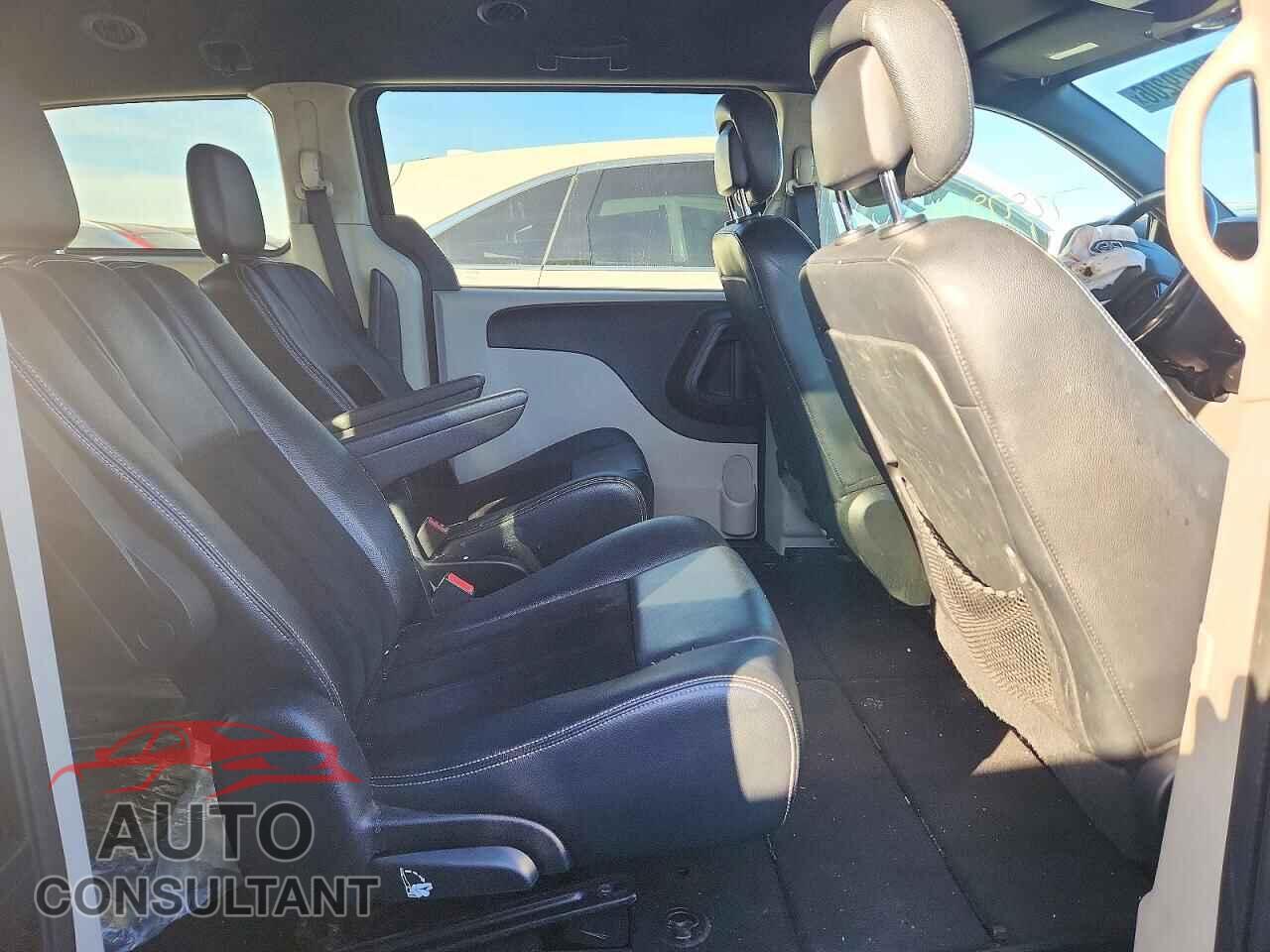 DODGE CARAVAN 2017 - 2C4RDGCG7HR750381