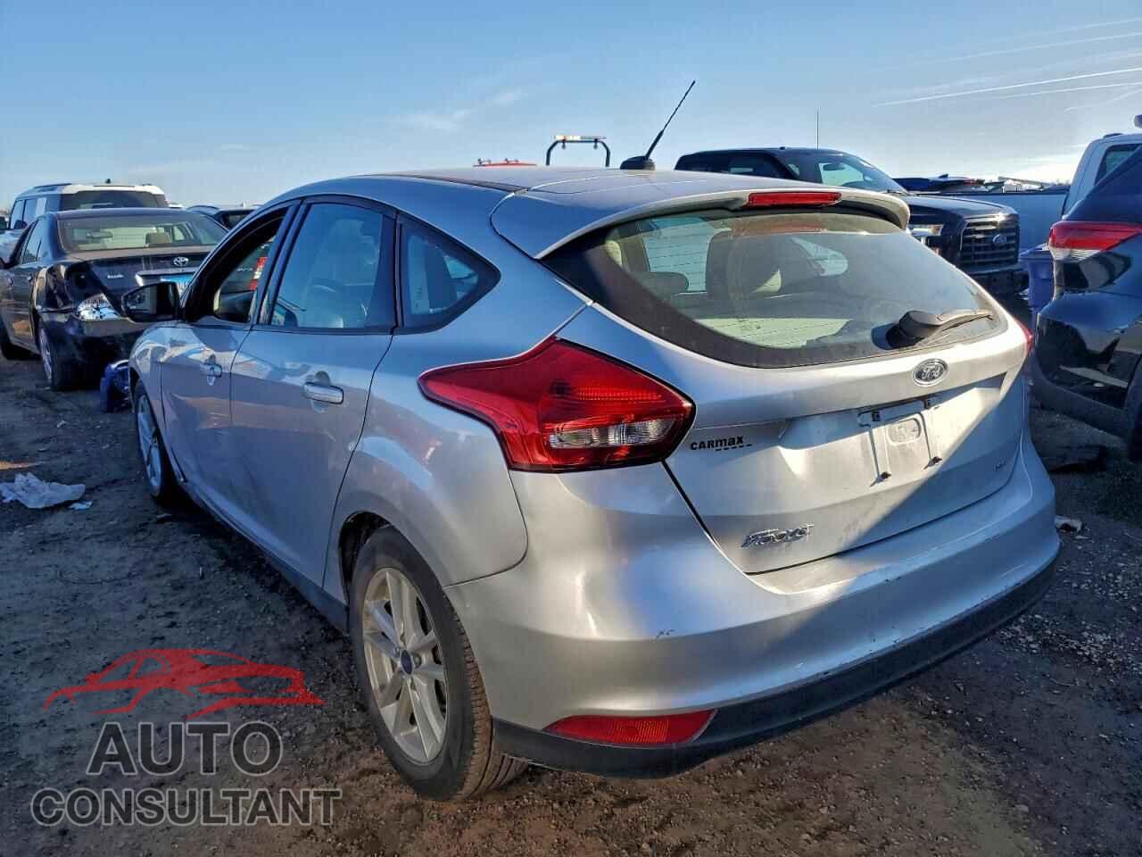 FORD FOCUS 2017 - 1FADP3K21HL225640