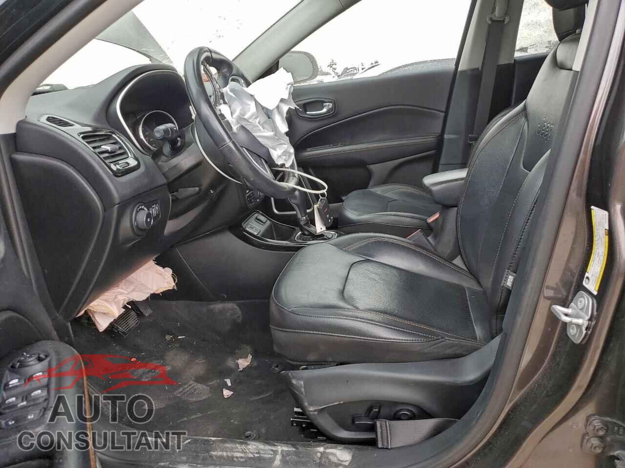 JEEP COMPASS 2019 - 3C4NJCCB3KT749110