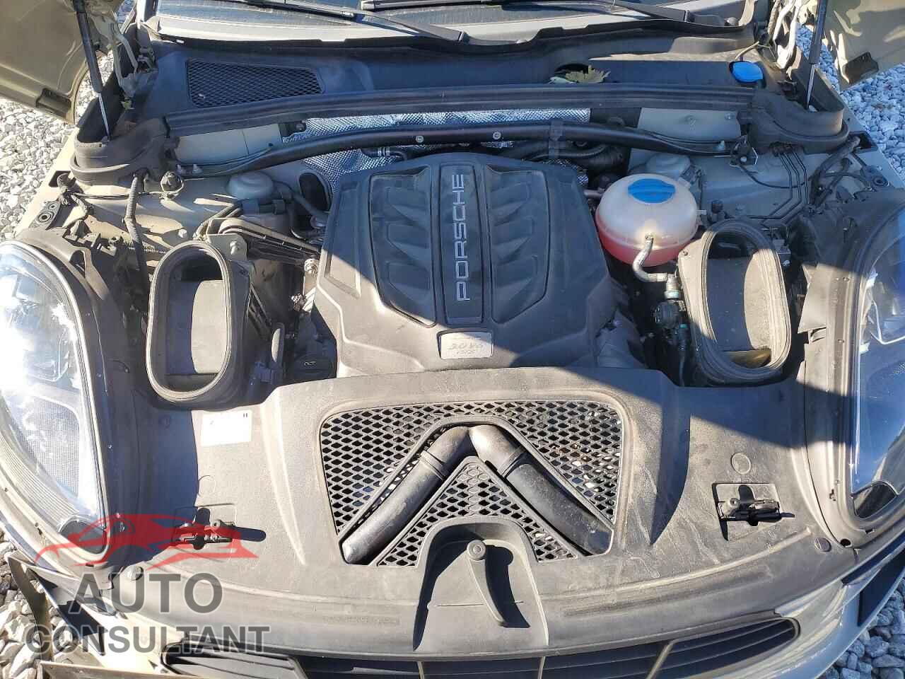 PORSCHE MACAN 2018 - WP1AG2A5XJLB60469