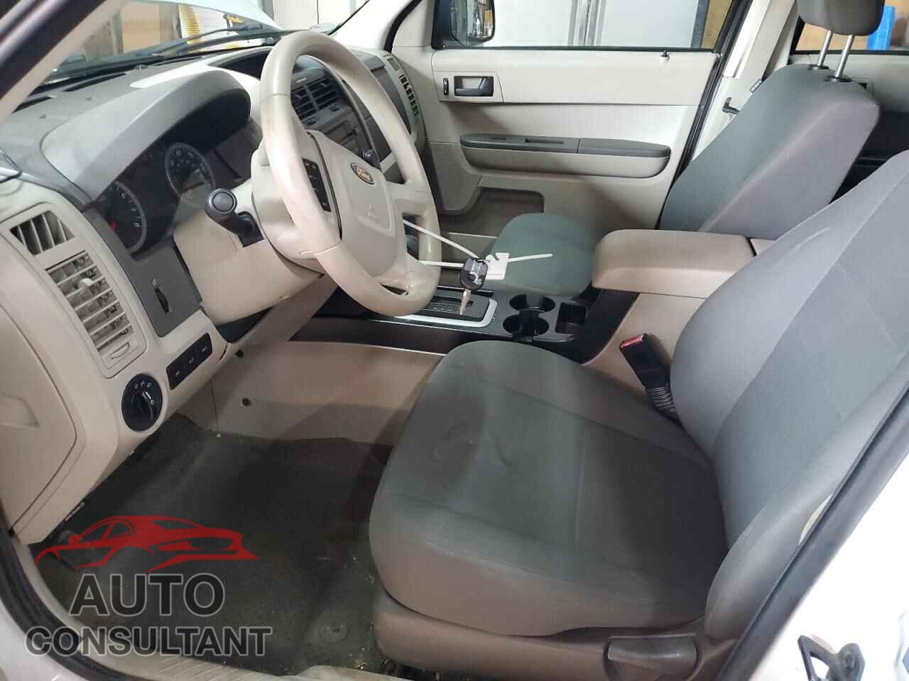 FORD ESCAPE 2012 - 1FMCU9C74CKB13856