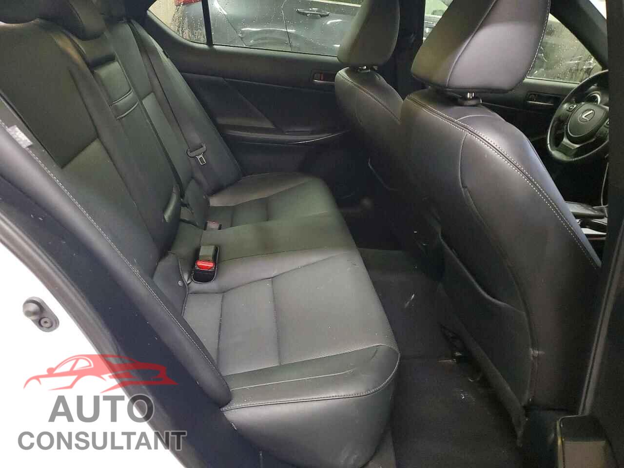 LEXUS IS 2021 - JTHAA1D24M5109149