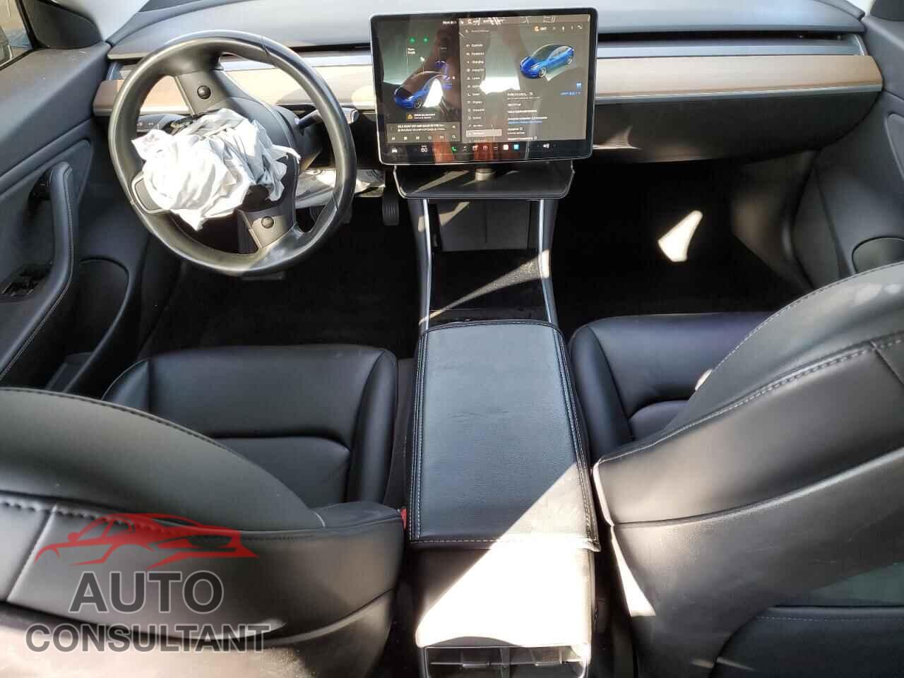 TESLA MODEL 3 2019 - 5YJ3E1EA6KF299360